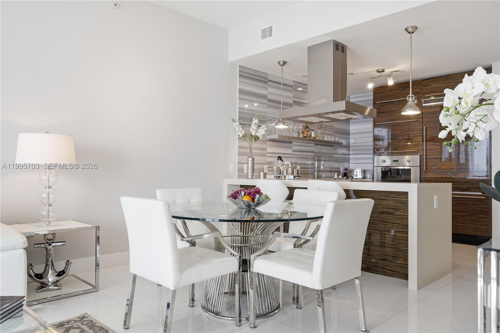 MARQUIS CONDO - Residential