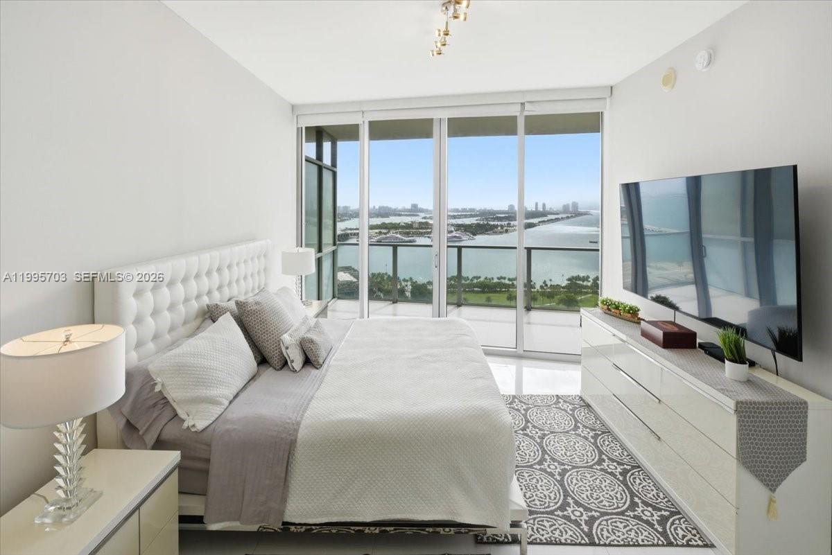 MARQUIS CONDO - Residential