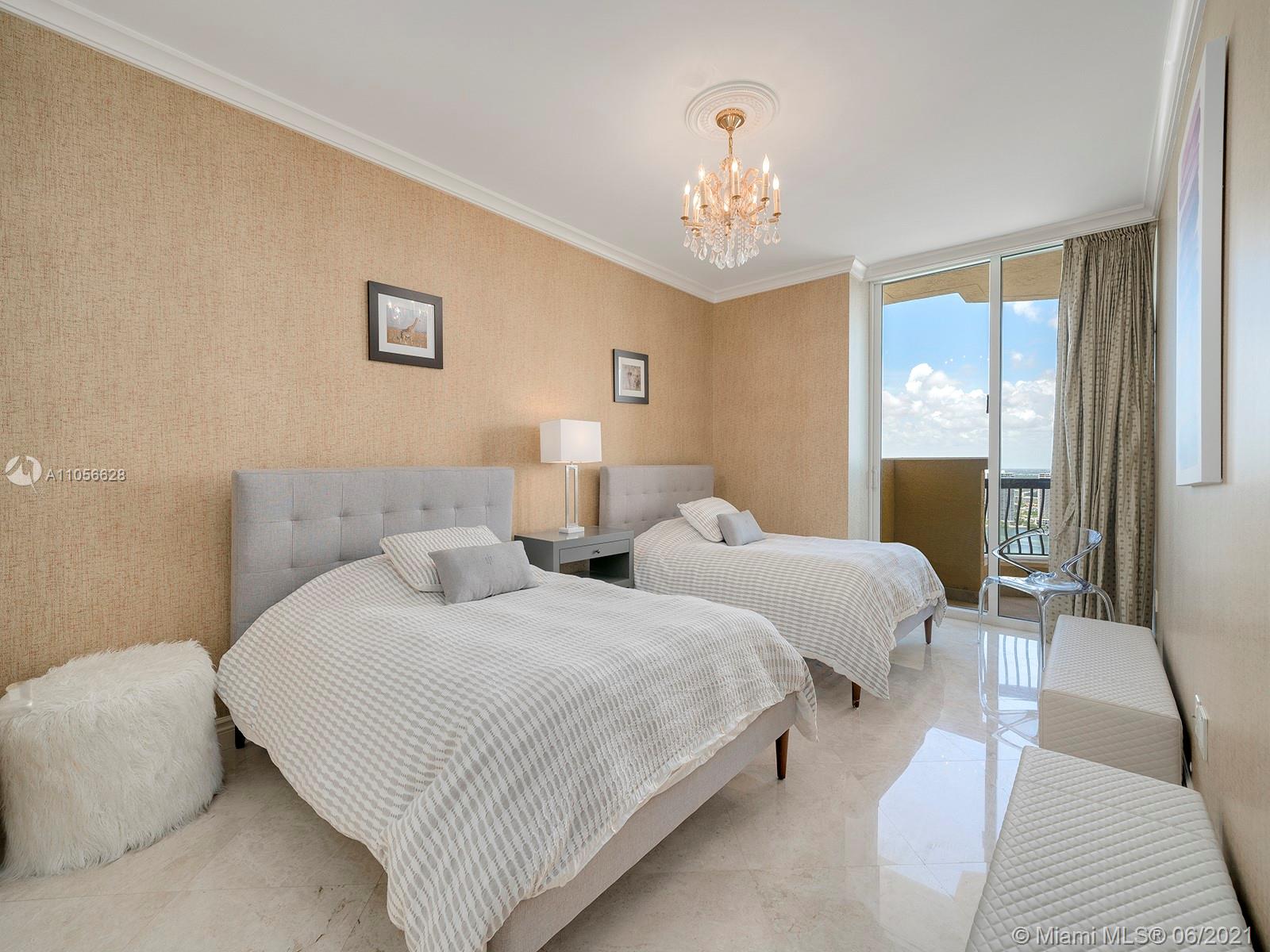 ACQUALINA OCEAN RESIDENCE - Residential