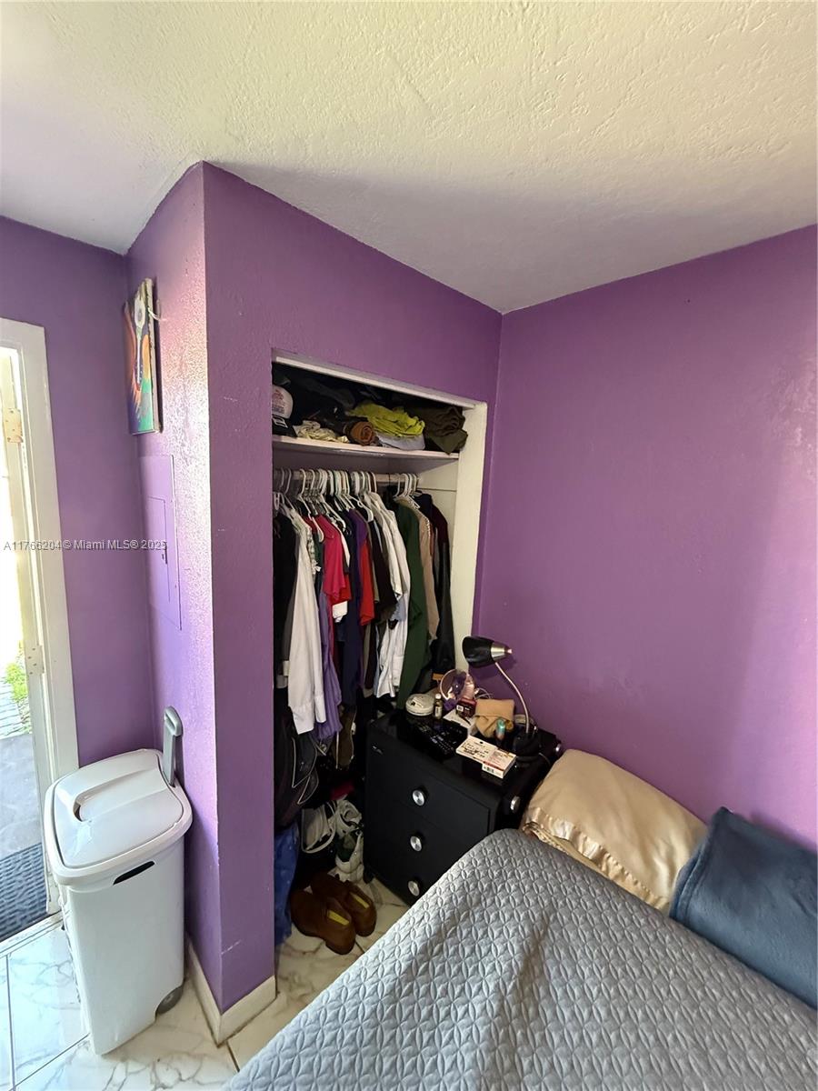 LAKE FOREST SEC 4 - Residential