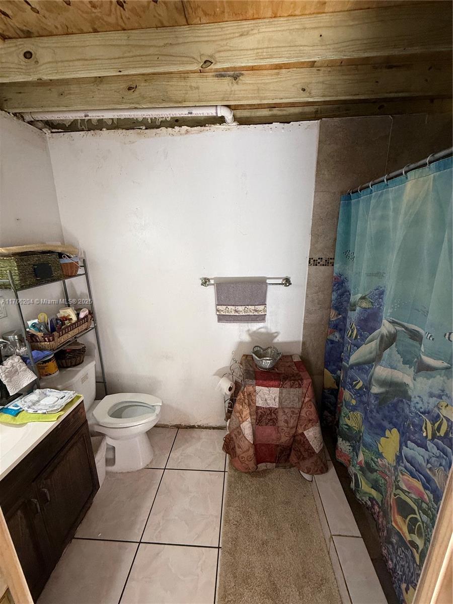 LAKE FOREST SEC 4 - Residential