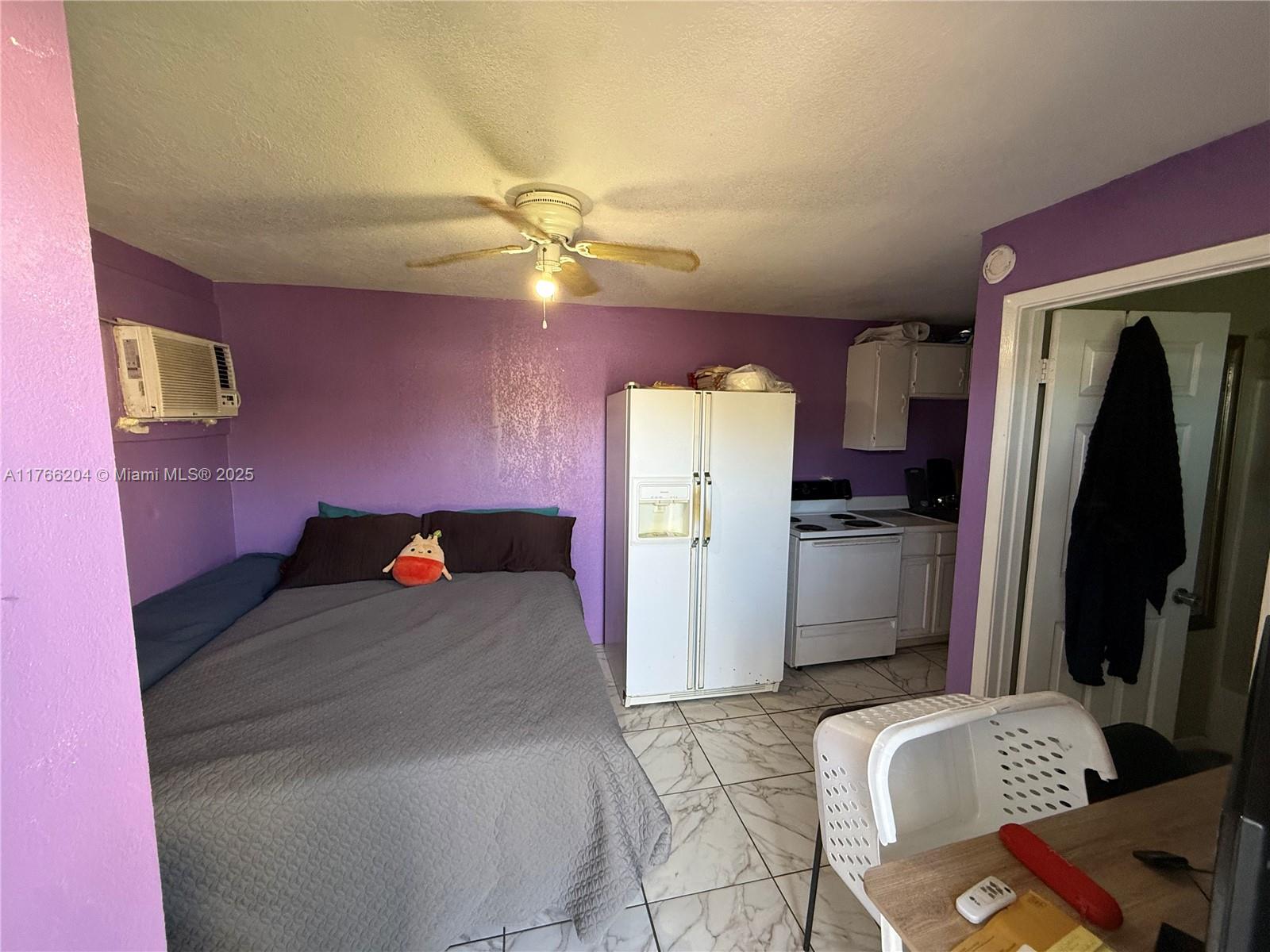 LAKE FOREST SEC 4 - Residential