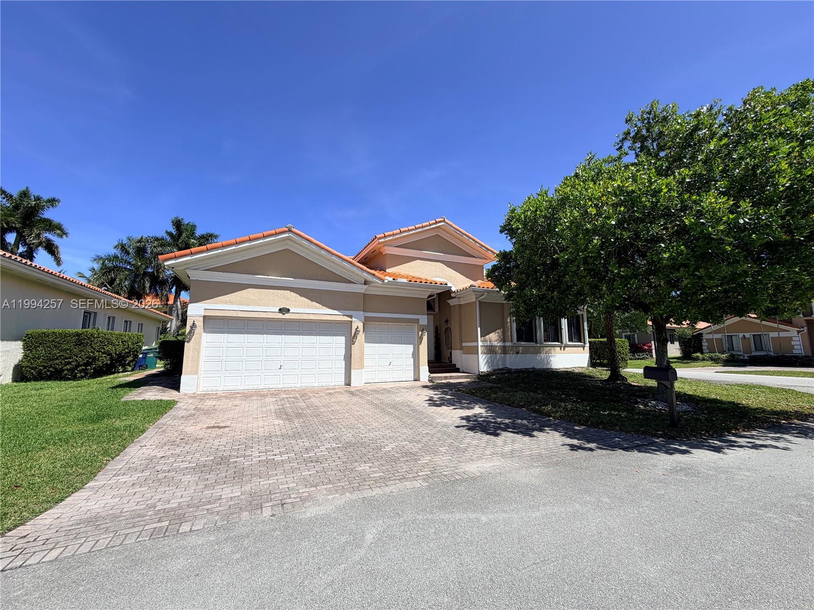 CUTLER CAY - Residential