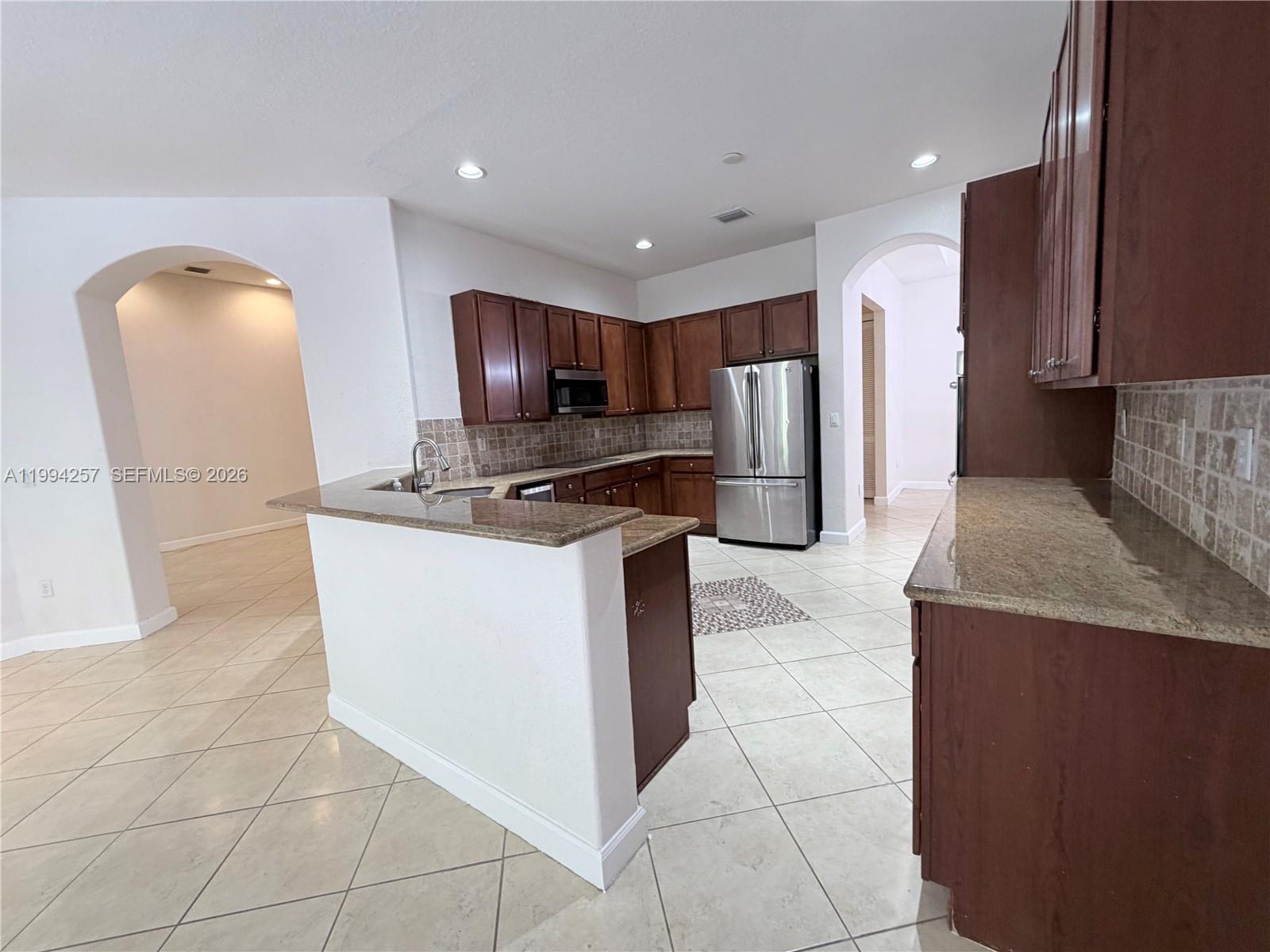 CUTLER CAY - Residential