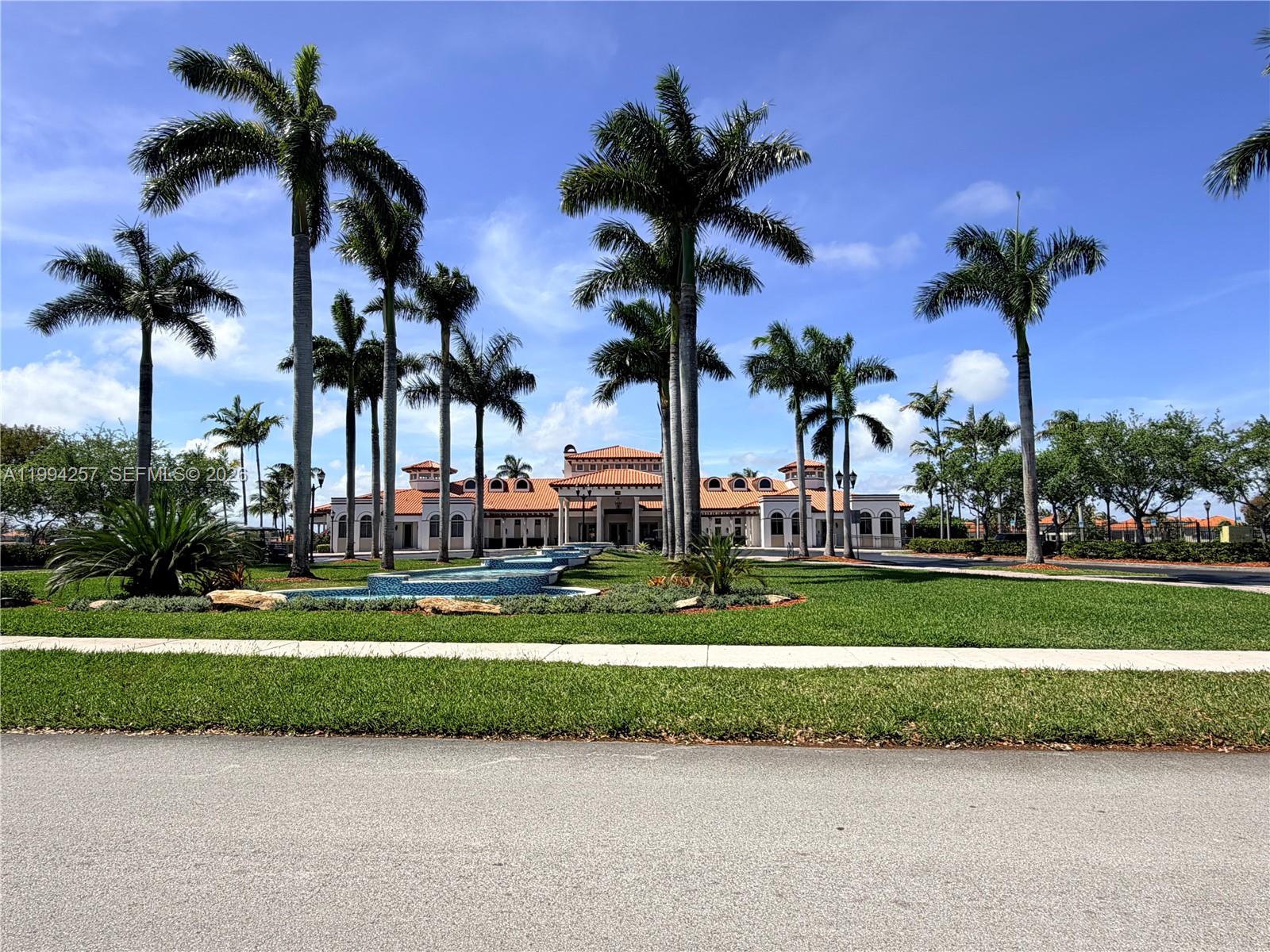 CUTLER CAY - Residential