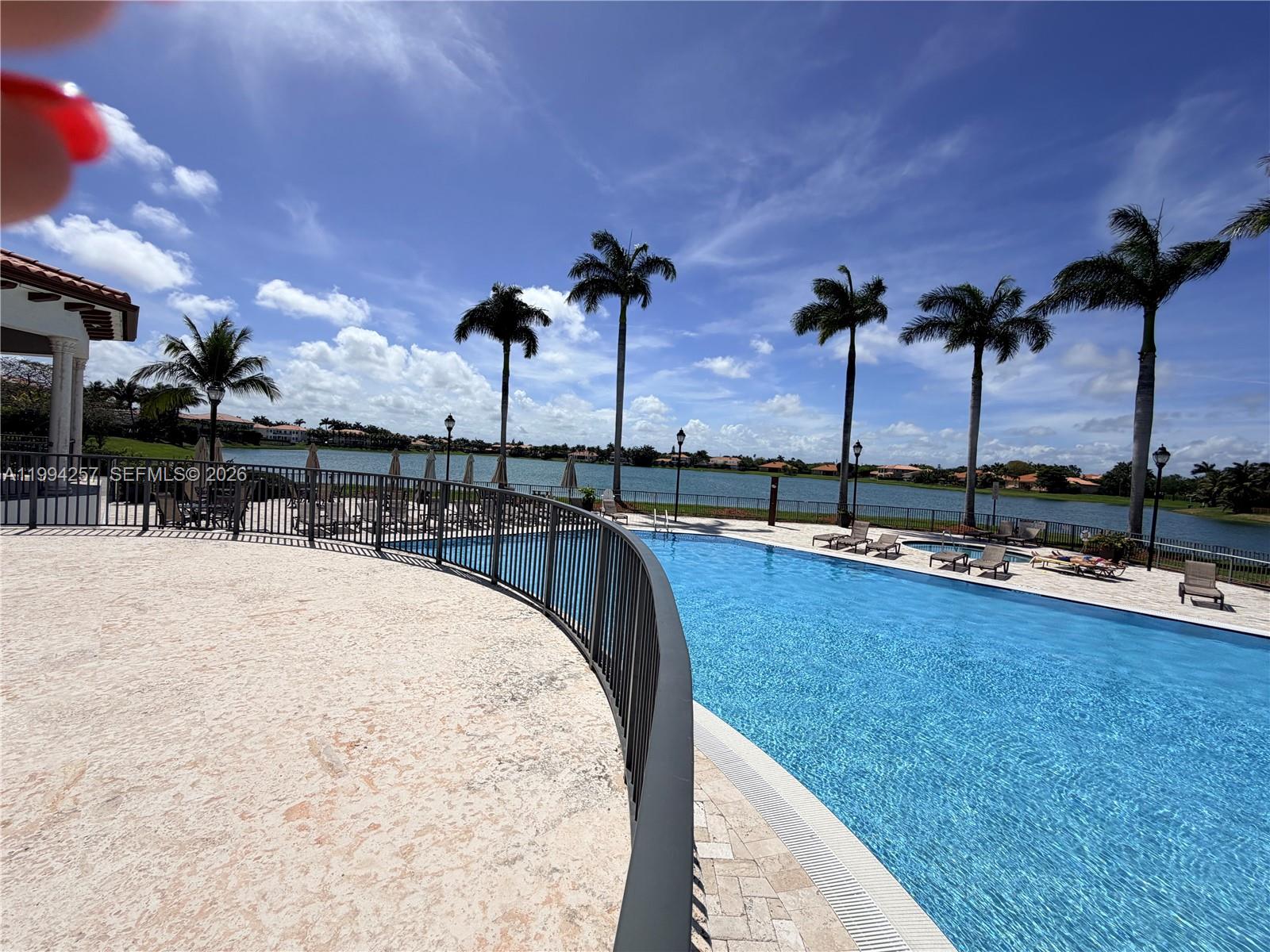 CUTLER CAY - Residential
