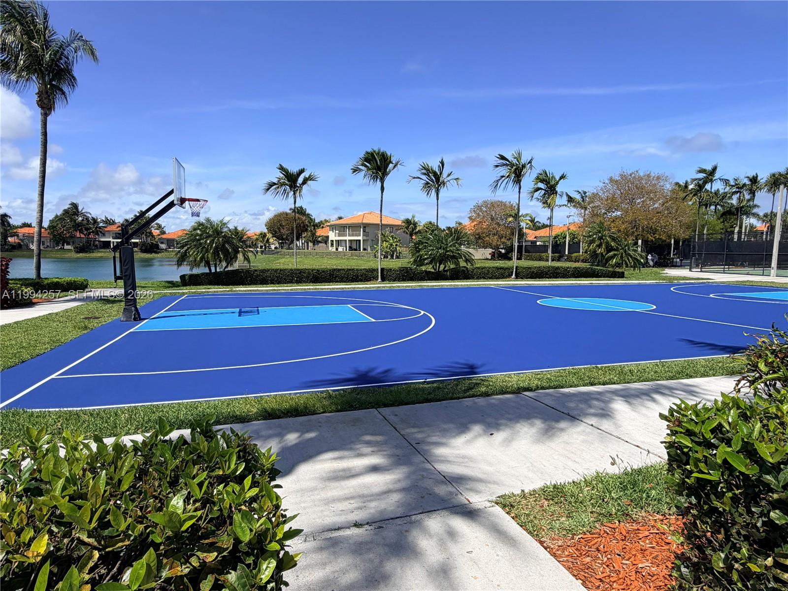 CUTLER CAY - Residential