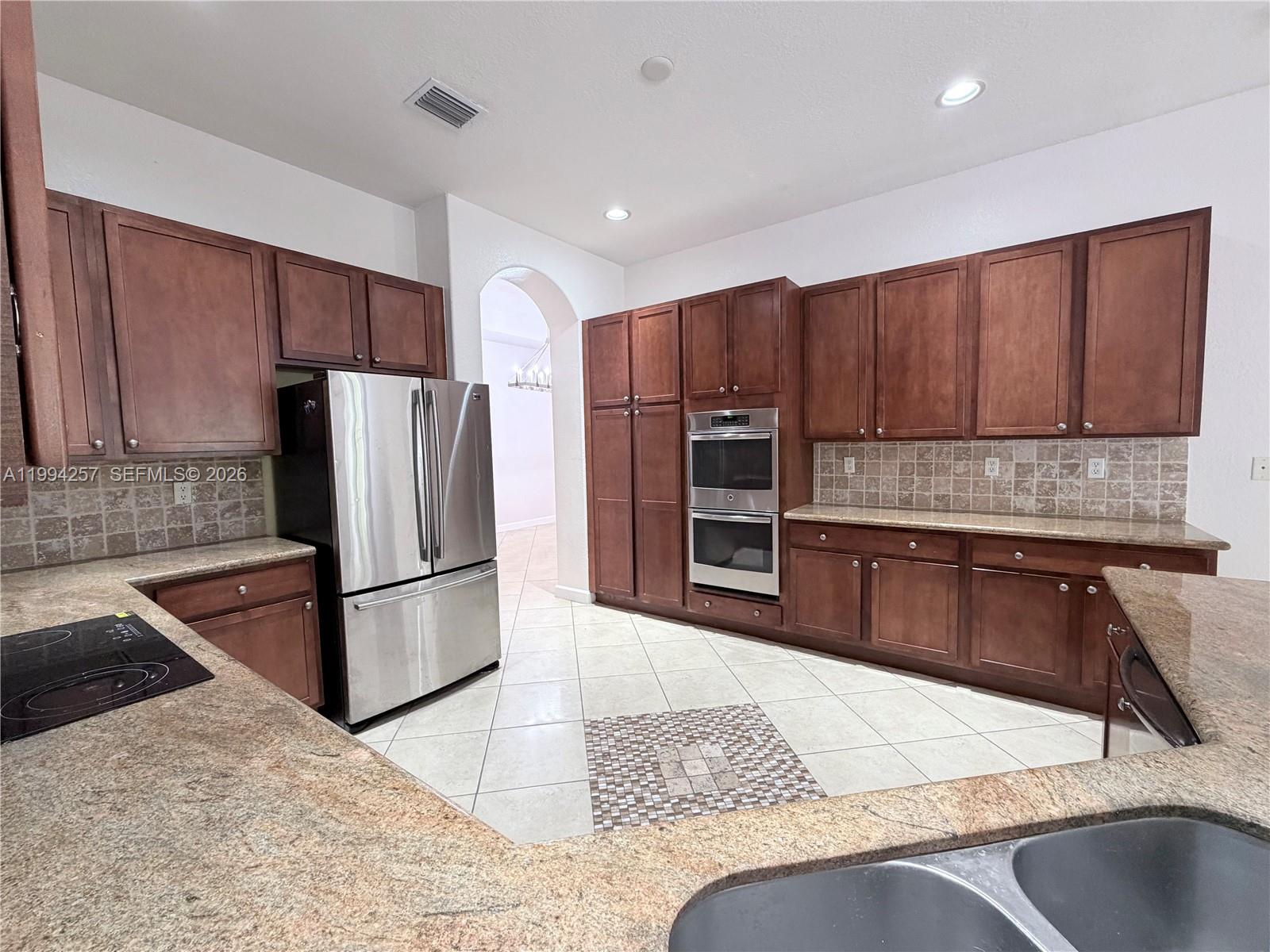 CUTLER CAY - Residential