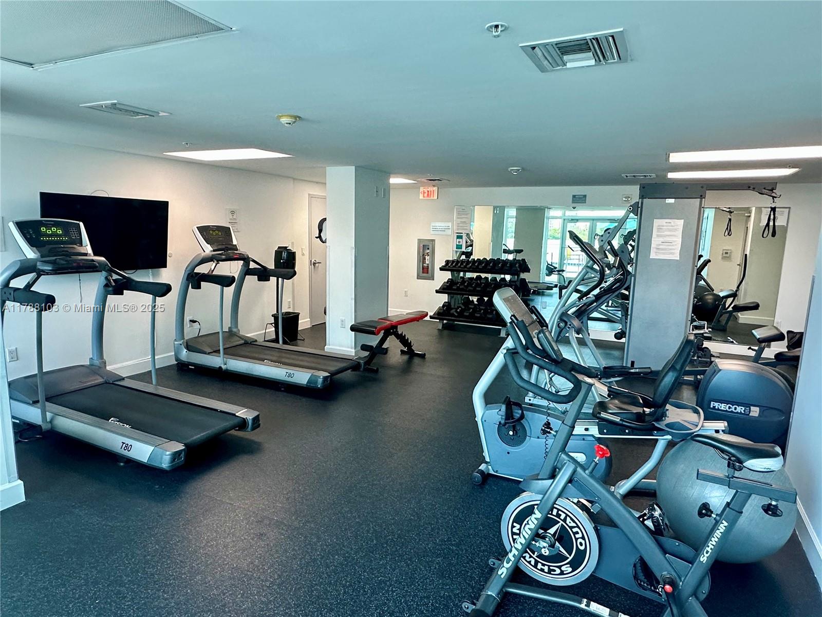 BRICKELL VIEW WEST CONDO - Residential Lease