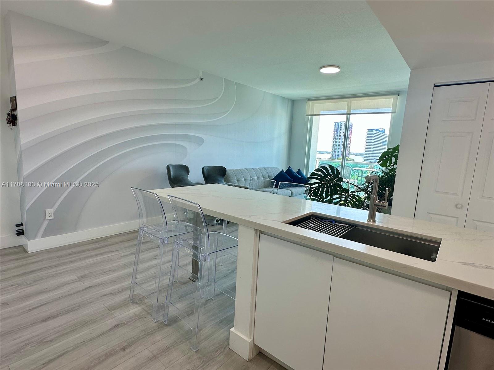 BRICKELL VIEW WEST CONDO - Residential Lease
