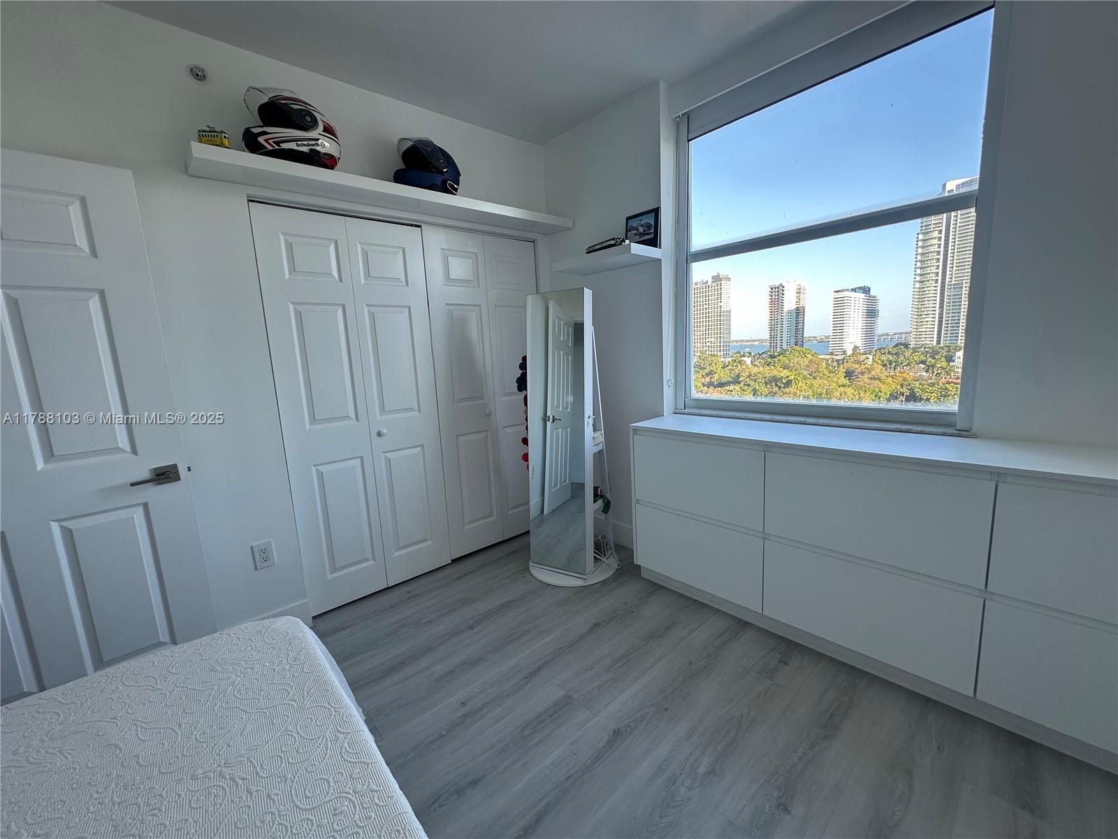 BRICKELL VIEW WEST CONDO - Residential Lease