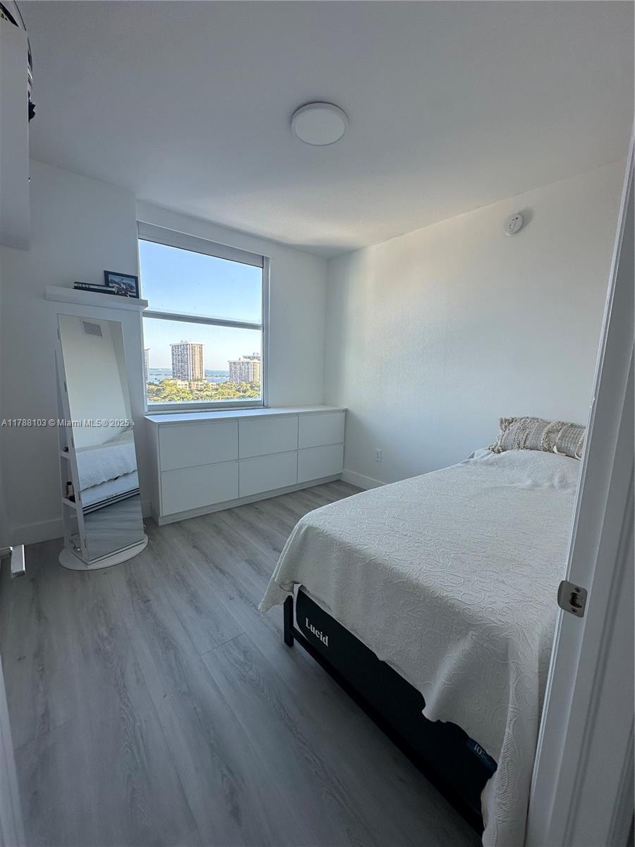 BRICKELL VIEW WEST CONDO - Residential Lease