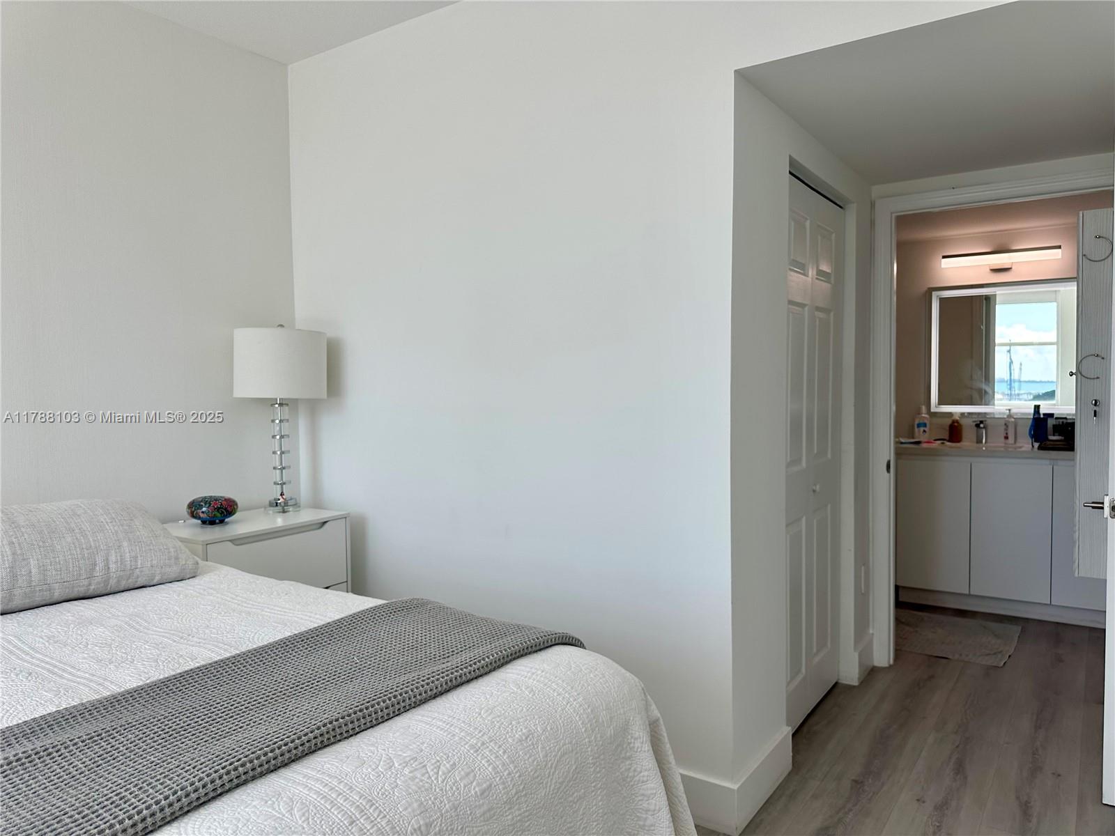 BRICKELL VIEW WEST CONDO - Residential Lease