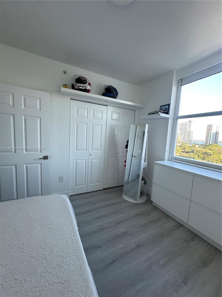 BRICKELL VIEW WEST CONDO - Residential Lease