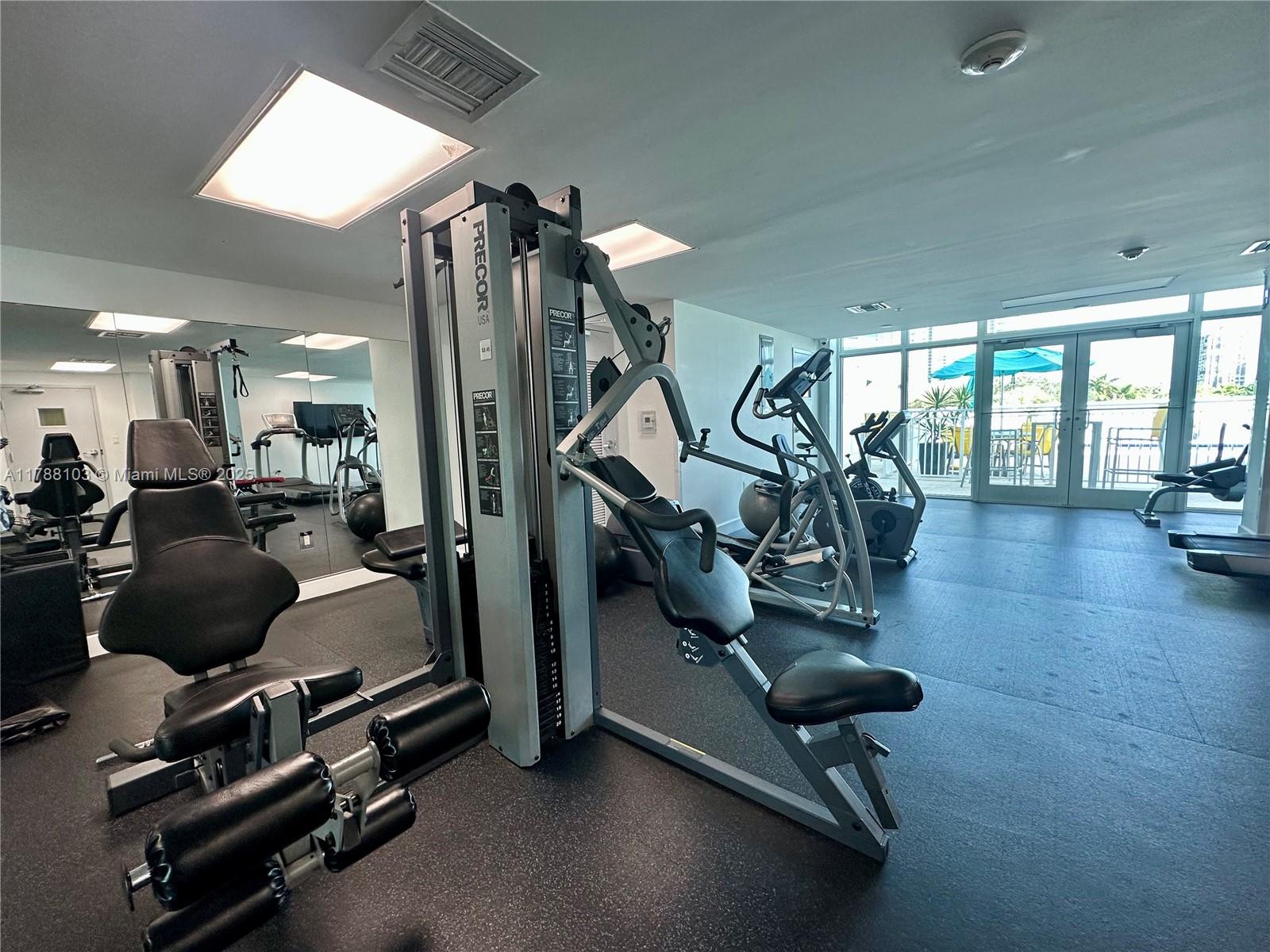 BRICKELL VIEW WEST CONDO - Residential Lease