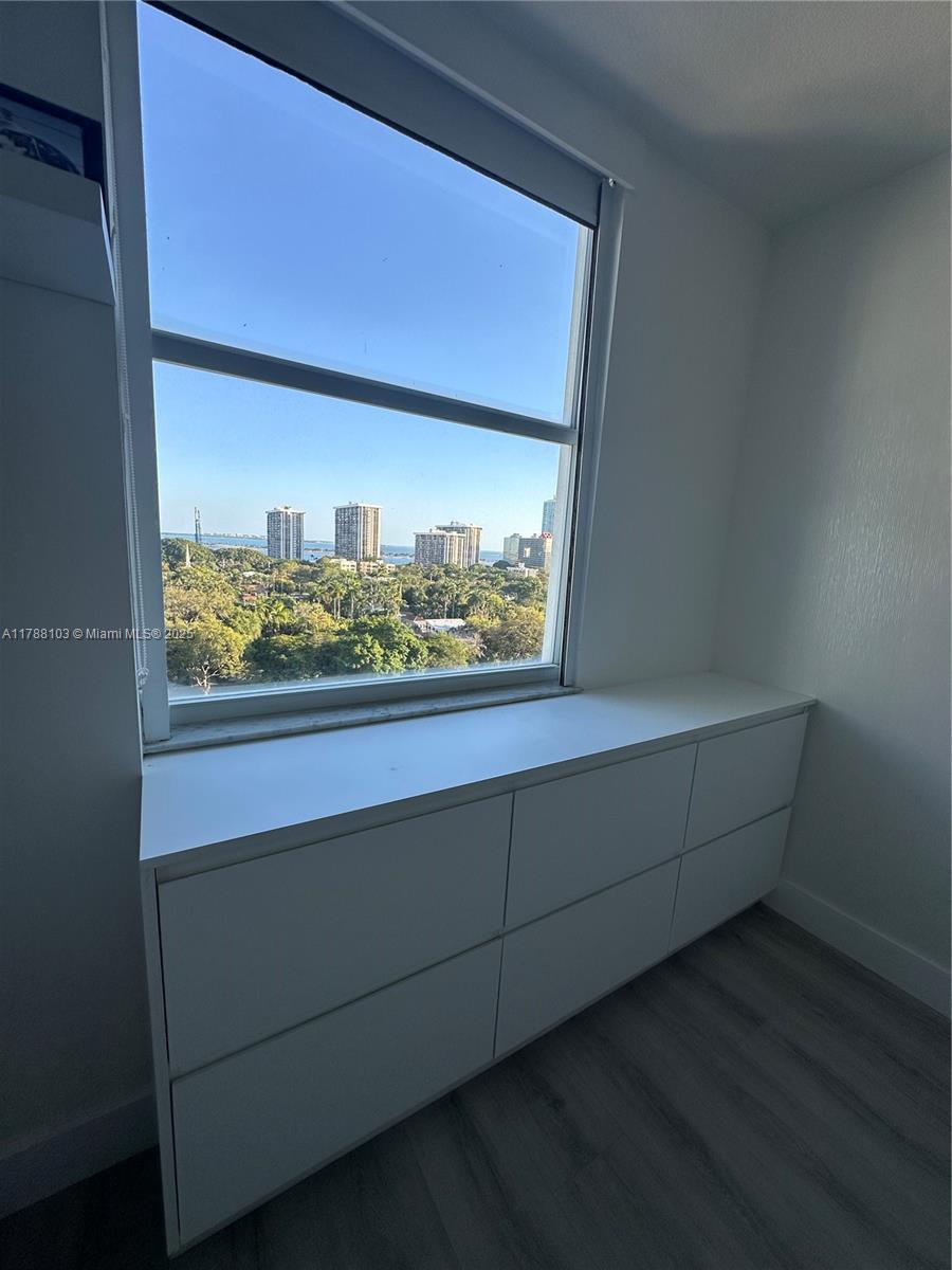 BRICKELL VIEW WEST CONDO - Residential Lease