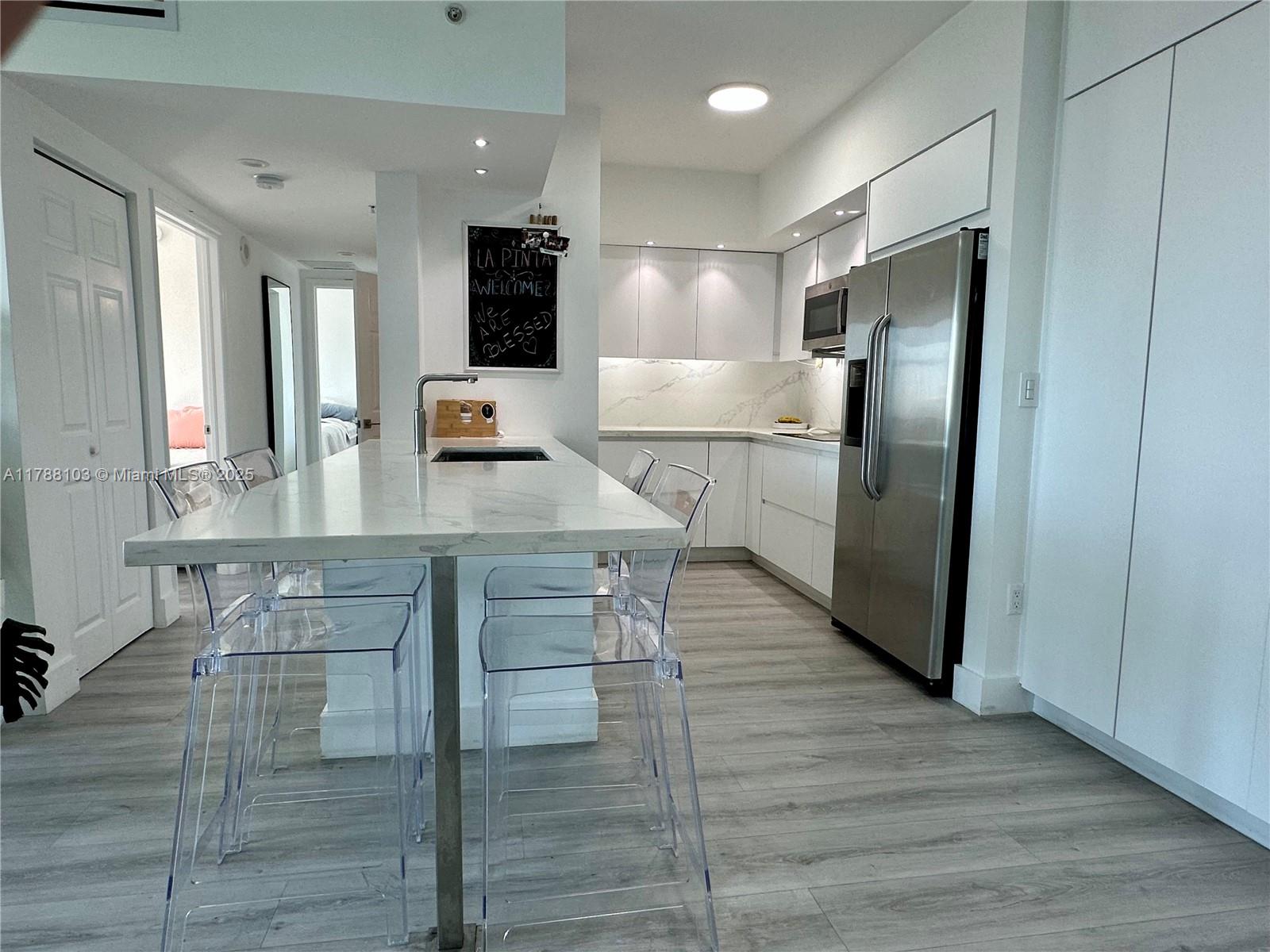 BRICKELL VIEW WEST CONDO - Residential Lease