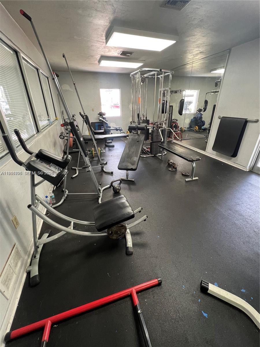 CAPTIVA LAKES VILLAS COND - Residential Lease