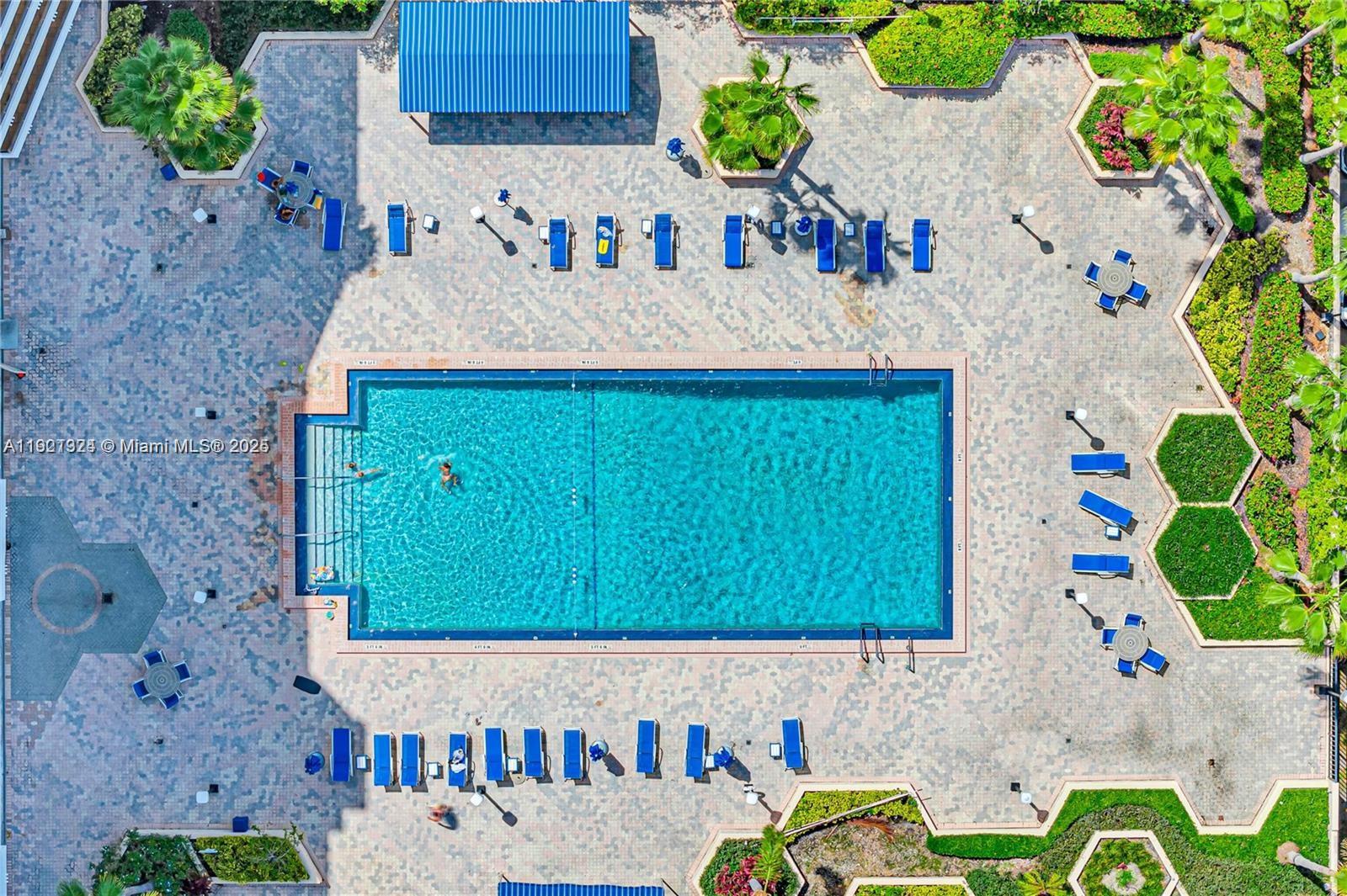 OLYMPUS CONDO PHASE - Residential