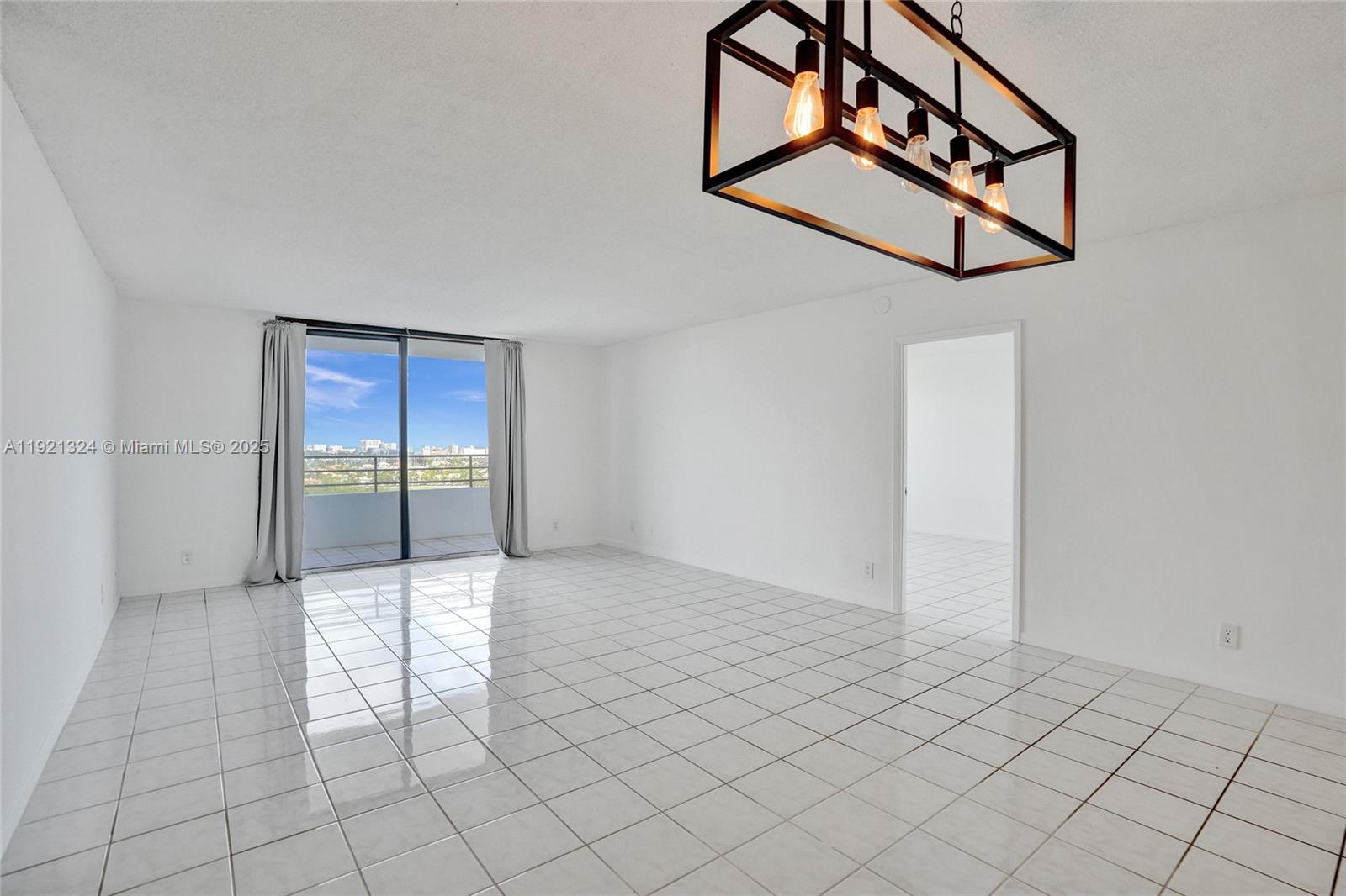 OLYMPUS CONDO PHASE - Residential