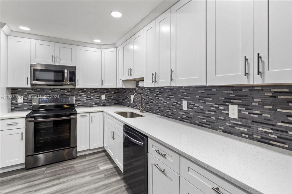 NO 79 PALM-AIRE COUNTRY C - Residential