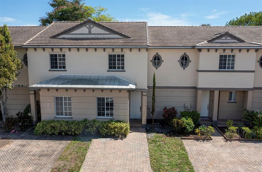 Welcome to this beautifully updated 3BD/3BA townhouse in Riviera Beach! Featuring a brand-new roof, patio, stainless steel appliances, and Carrier A/C, this home is move-in ready. The first floor offers a versatile bedroom with full bath/tub. Upstairs, both bedrooms boast custom walk-in closets and private baths with tub and shower. Accordion shutters, pantry, and covered parking add convenience. Enjoy resort-style HOA amenities: pool, gym, tennis, clubhouse, playgrounds, and more. Ideally located near I-95, beaches, shopping, parks, and top schools, perfect for comfortable living in a prime location!