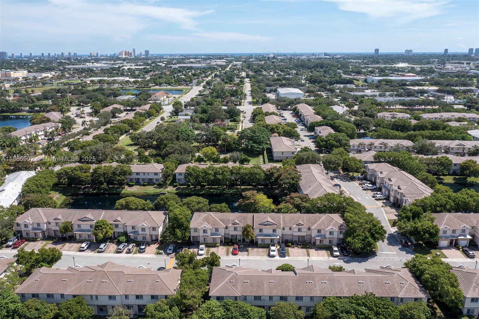 MARSH HARBOUR - Residential
