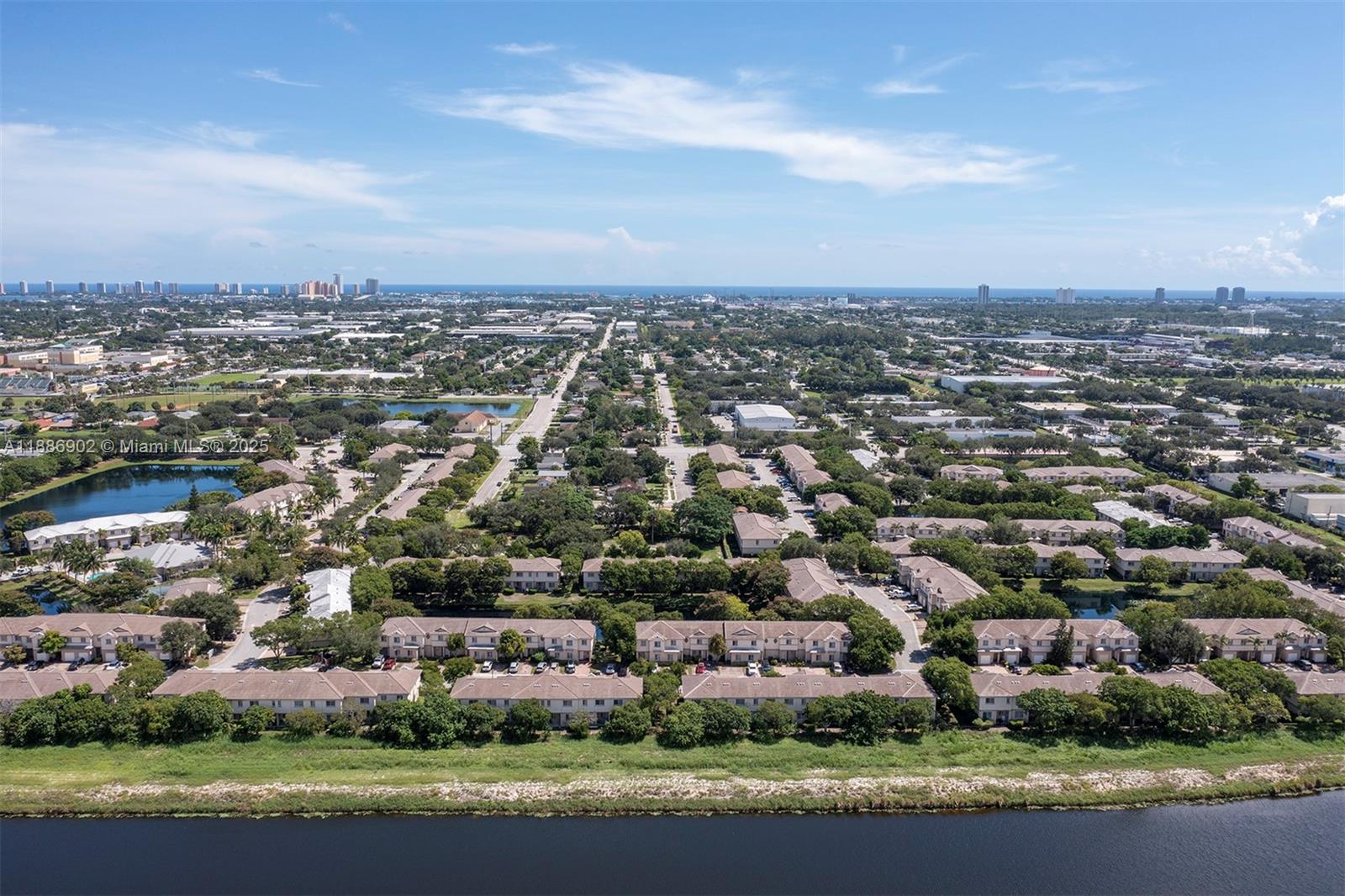 MARSH HARBOUR - Residential