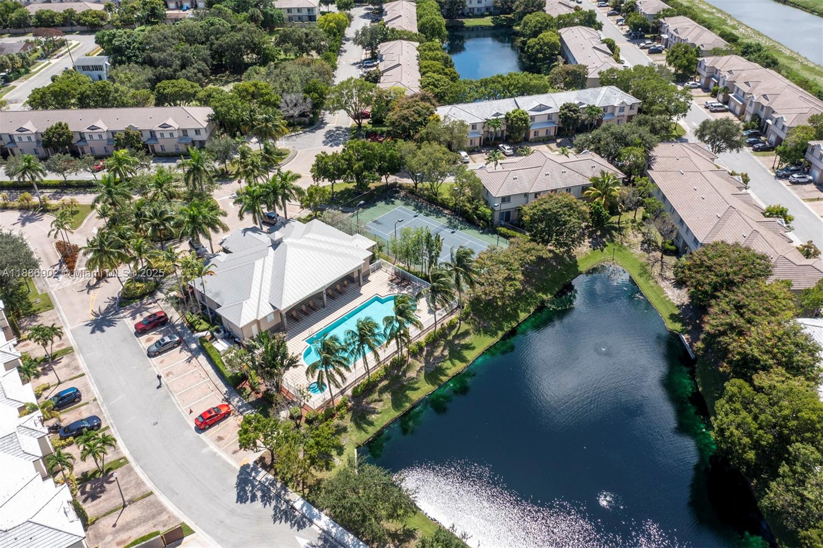 MARSH HARBOUR - Residential