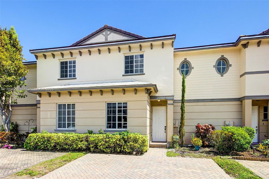 Photo of 1112 Lucaya Dr, Riviera Beach, FL 33404 (MLS # A11886902)