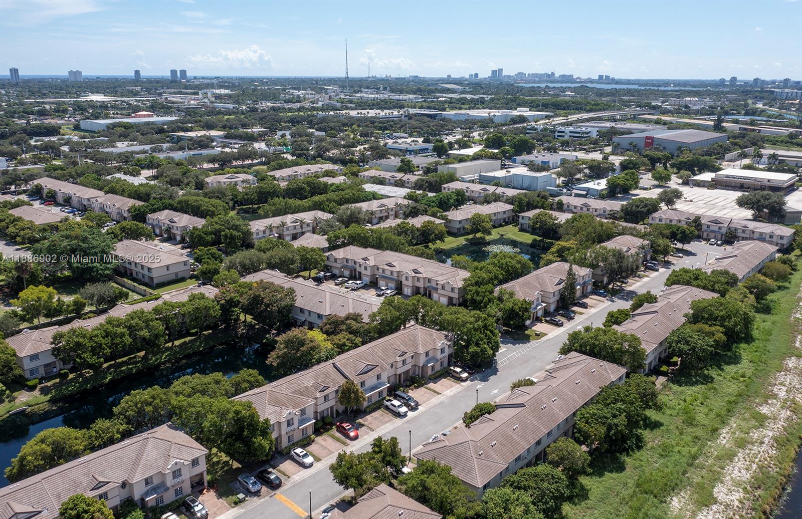 MARSH HARBOUR - Residential