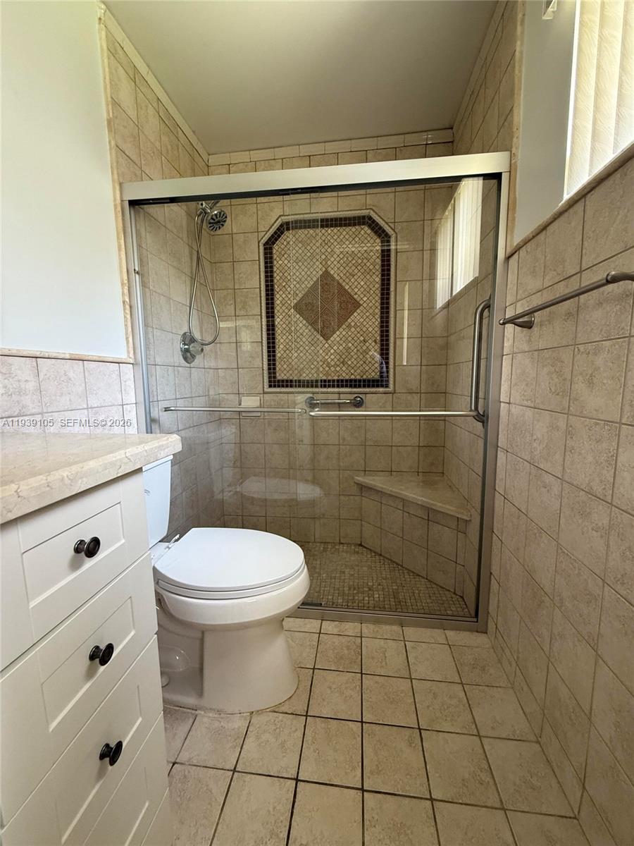 WATERSIDE - Residential