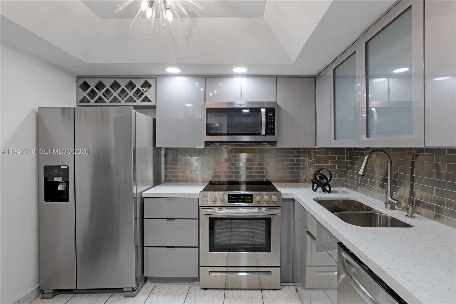 THE GEORGIAN CONDO - Residential