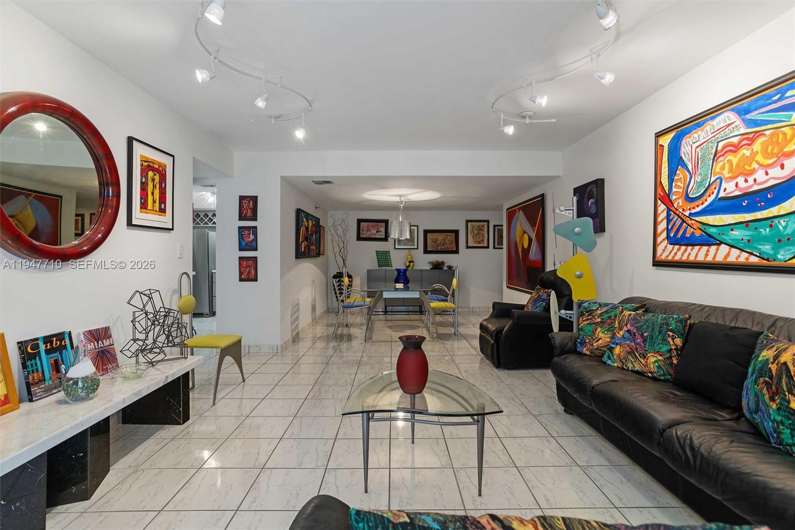 THE GEORGIAN CONDO - Residential