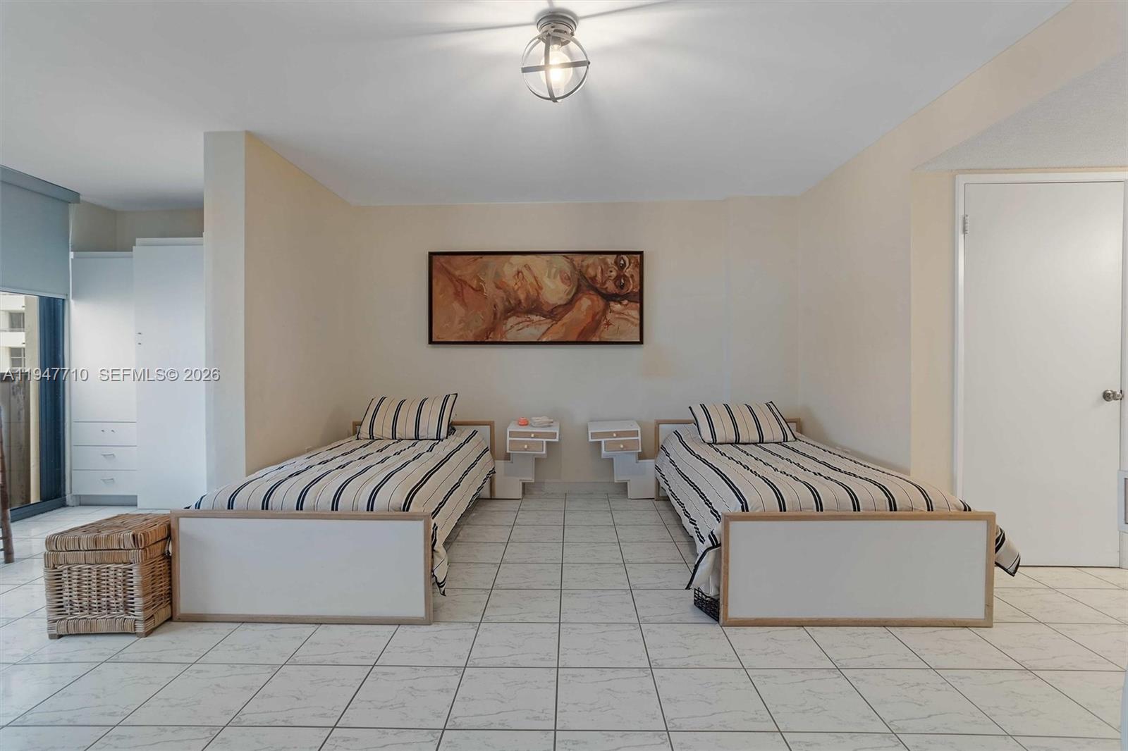 THE GEORGIAN CONDO - Residential