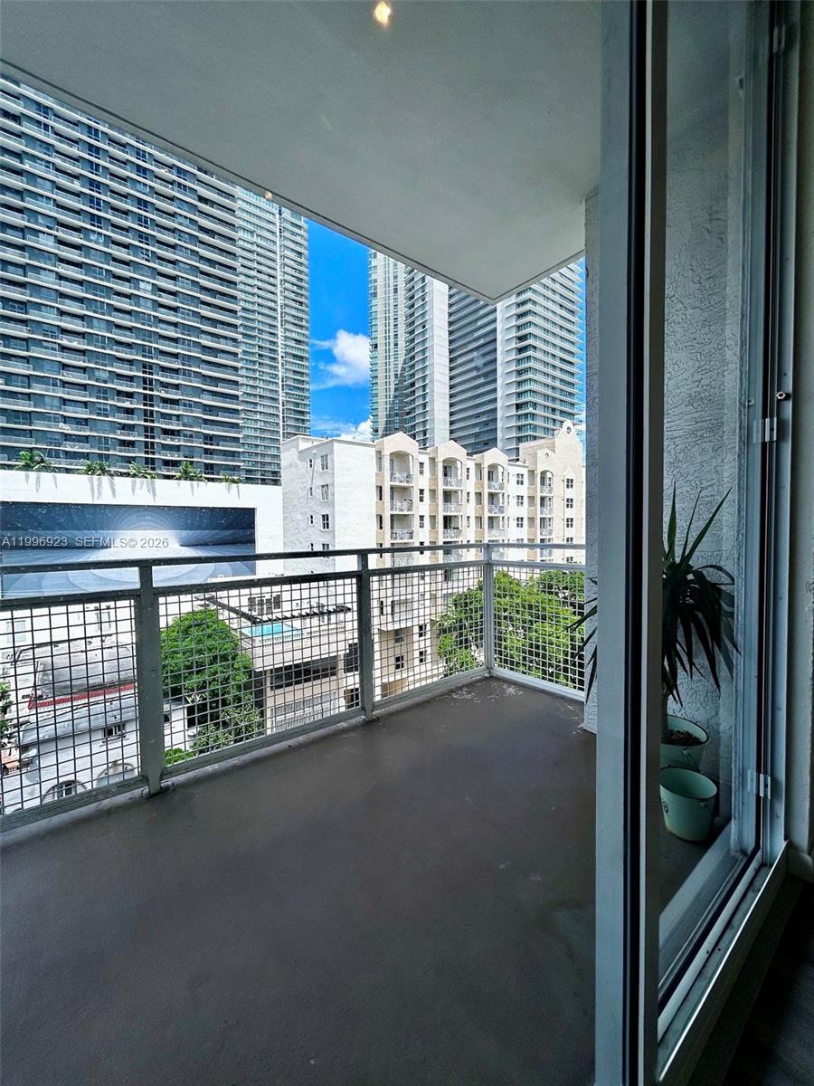 The Yorker Condo - Residential Lease