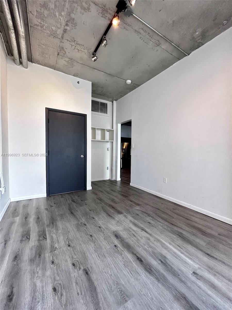 The Yorker Condo - Residential Lease