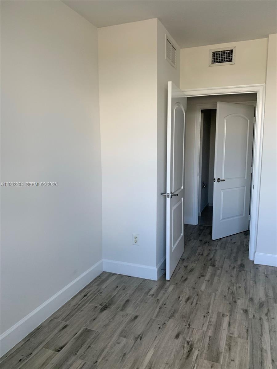 RADIUS CONDO - Residential Lease