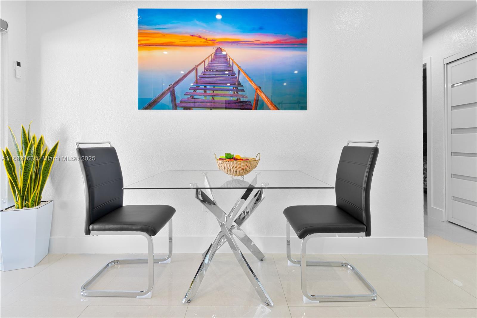 PALM SPRINGS NORTH SEC C - Residential Lease