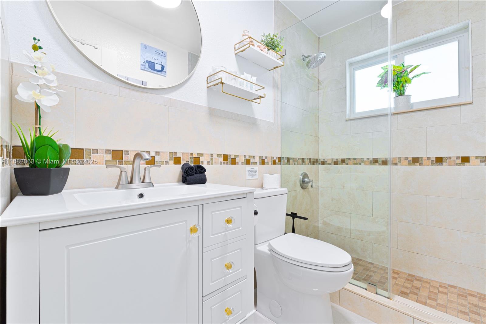 PALM SPRINGS NORTH SEC C - Residential Lease