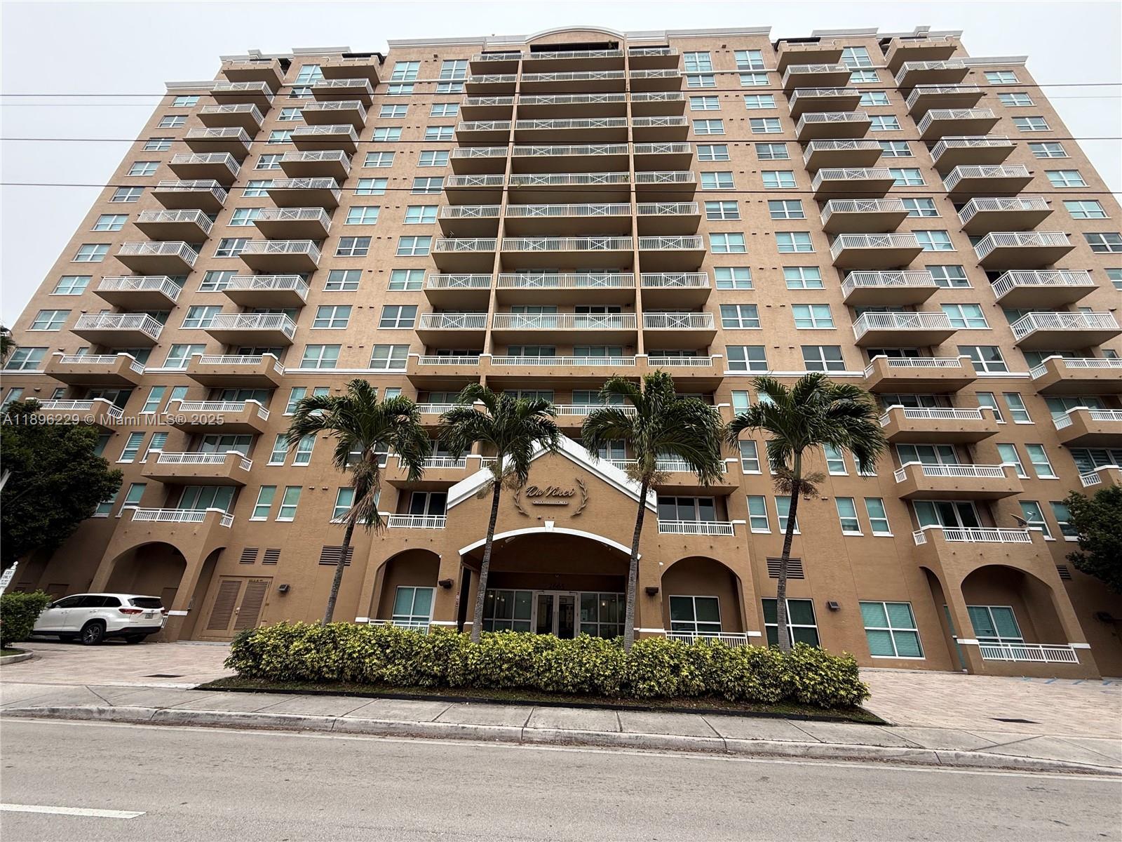 DA VINCI ON DOUGLAS CONDO - Residential