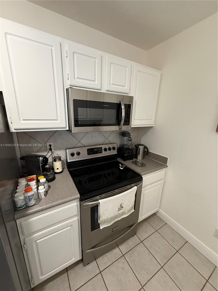 DA VINCI ON DOUGLAS CONDO - Residential
