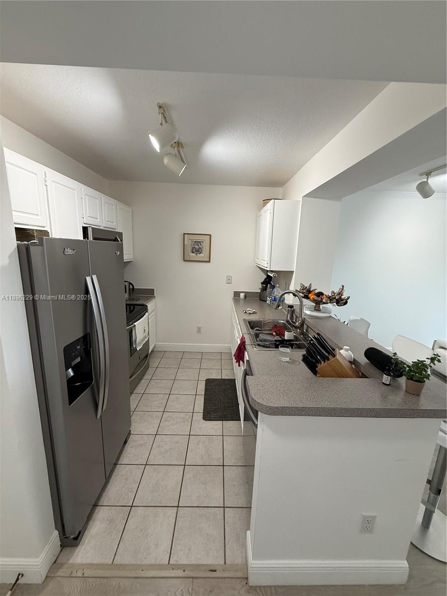DA VINCI ON DOUGLAS CONDO - Residential