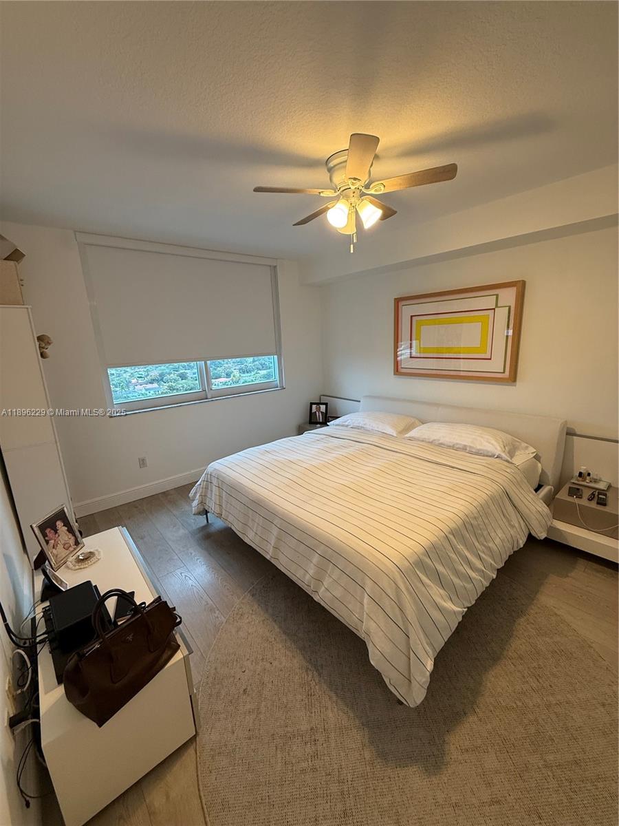 DA VINCI ON DOUGLAS CONDO - Residential