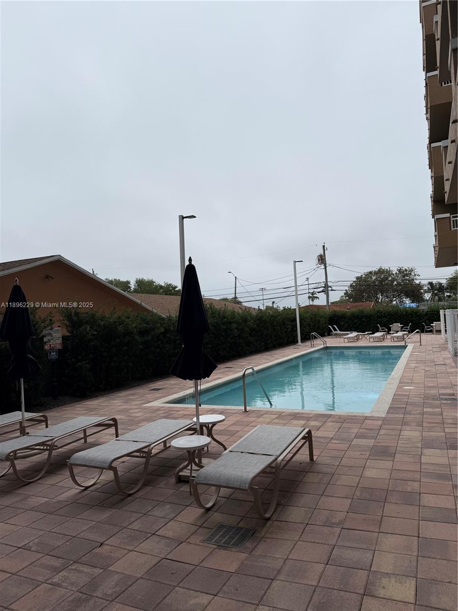 DA VINCI ON DOUGLAS CONDO - Residential