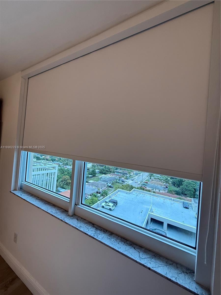 DA VINCI ON DOUGLAS CONDO - Residential