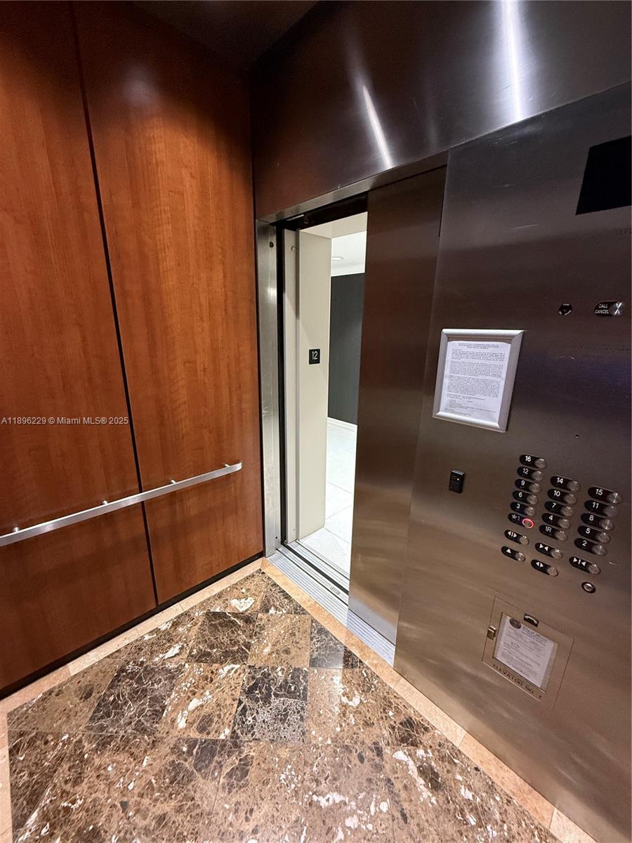 DA VINCI ON DOUGLAS CONDO - Residential