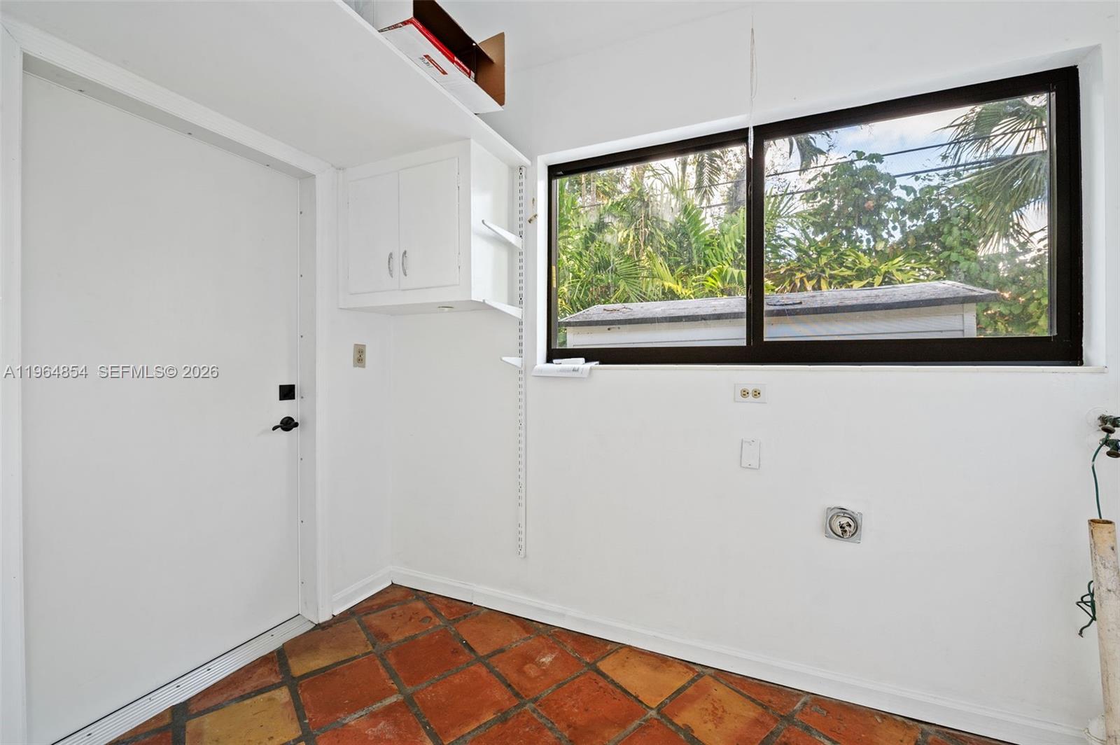 CARLAINE TERR 1ST ADDN - Residential