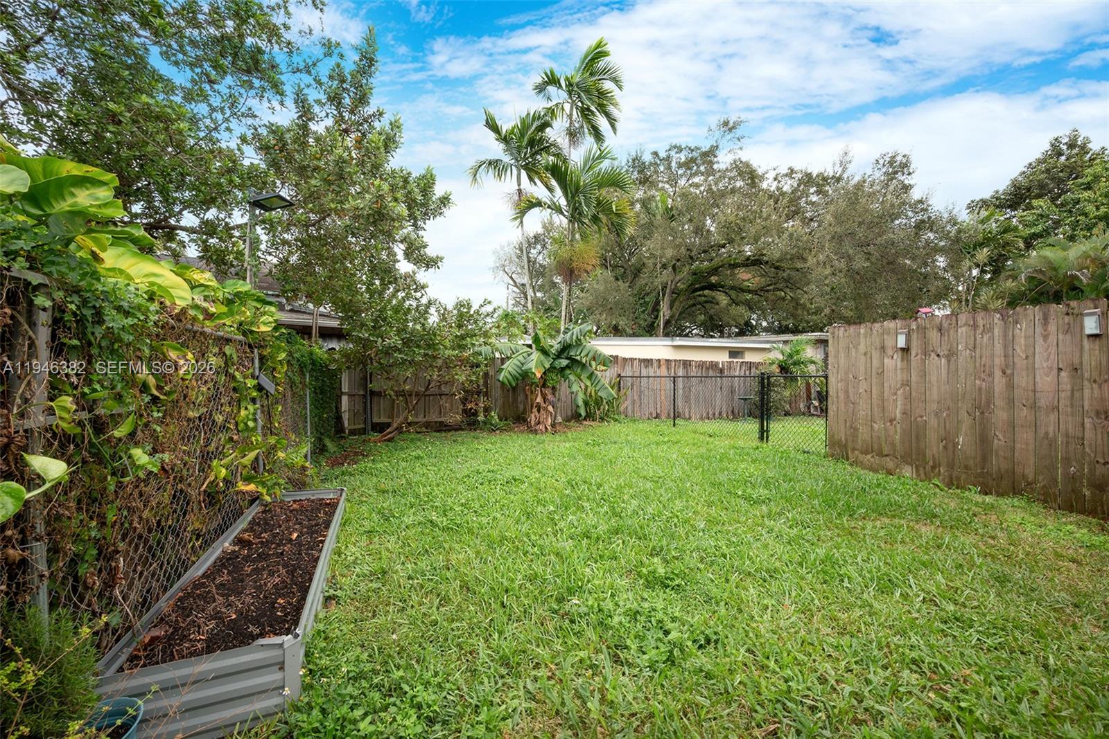 CORAL WAY PK SEC D - Residential Income