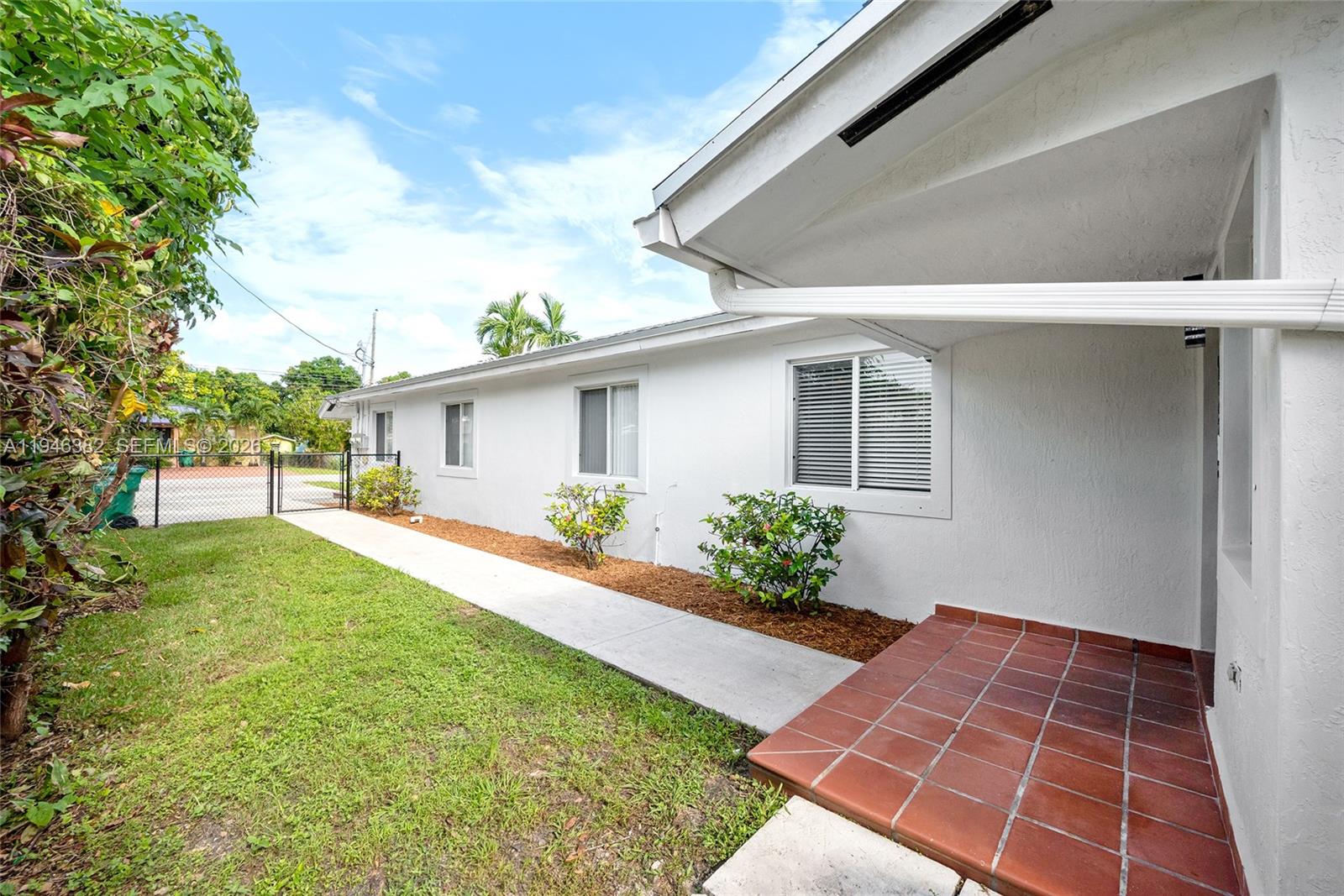 CORAL WAY PK SEC D - Residential Income